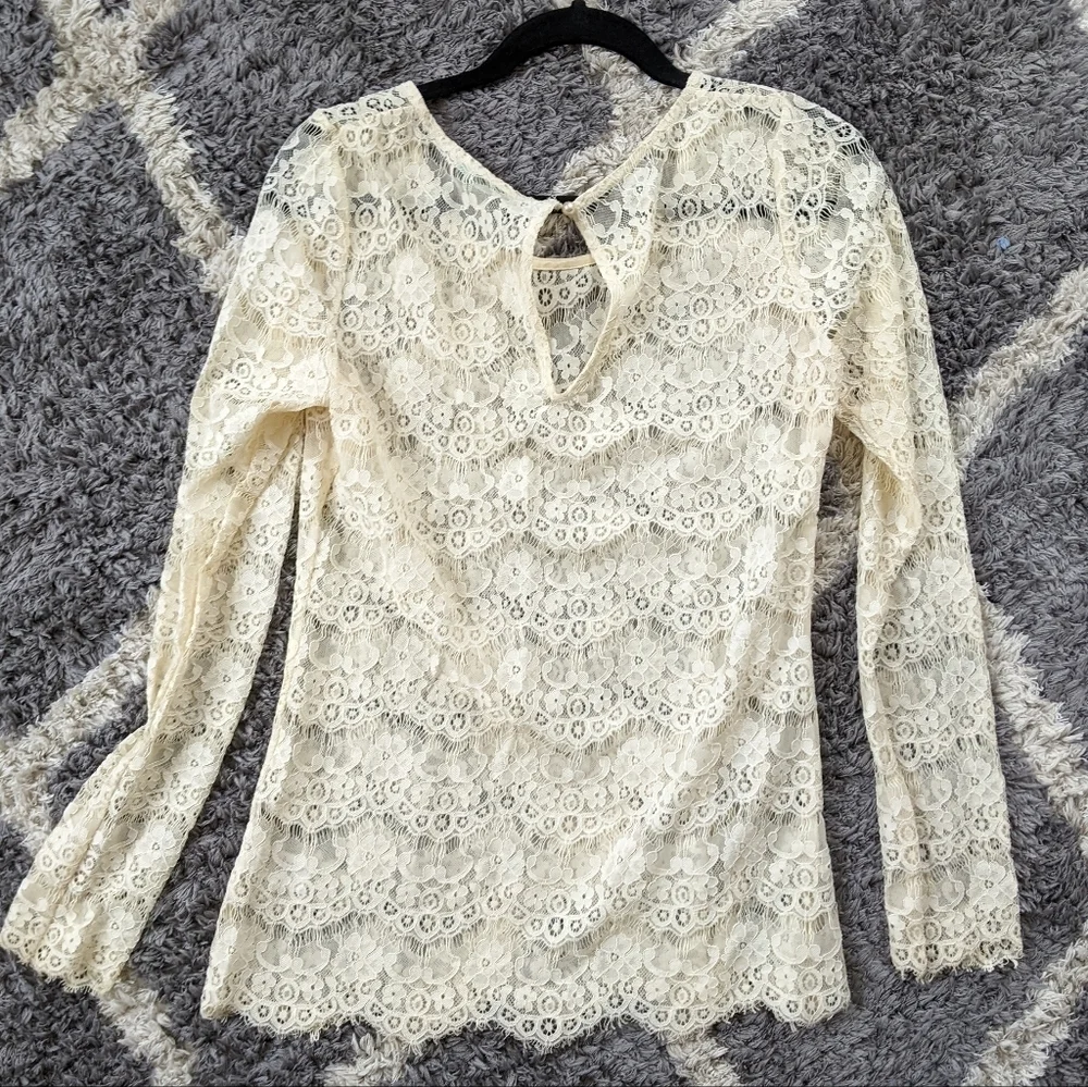 Maurices Lace Scalloped Long Sleeve Cream Blouse Size Women's M